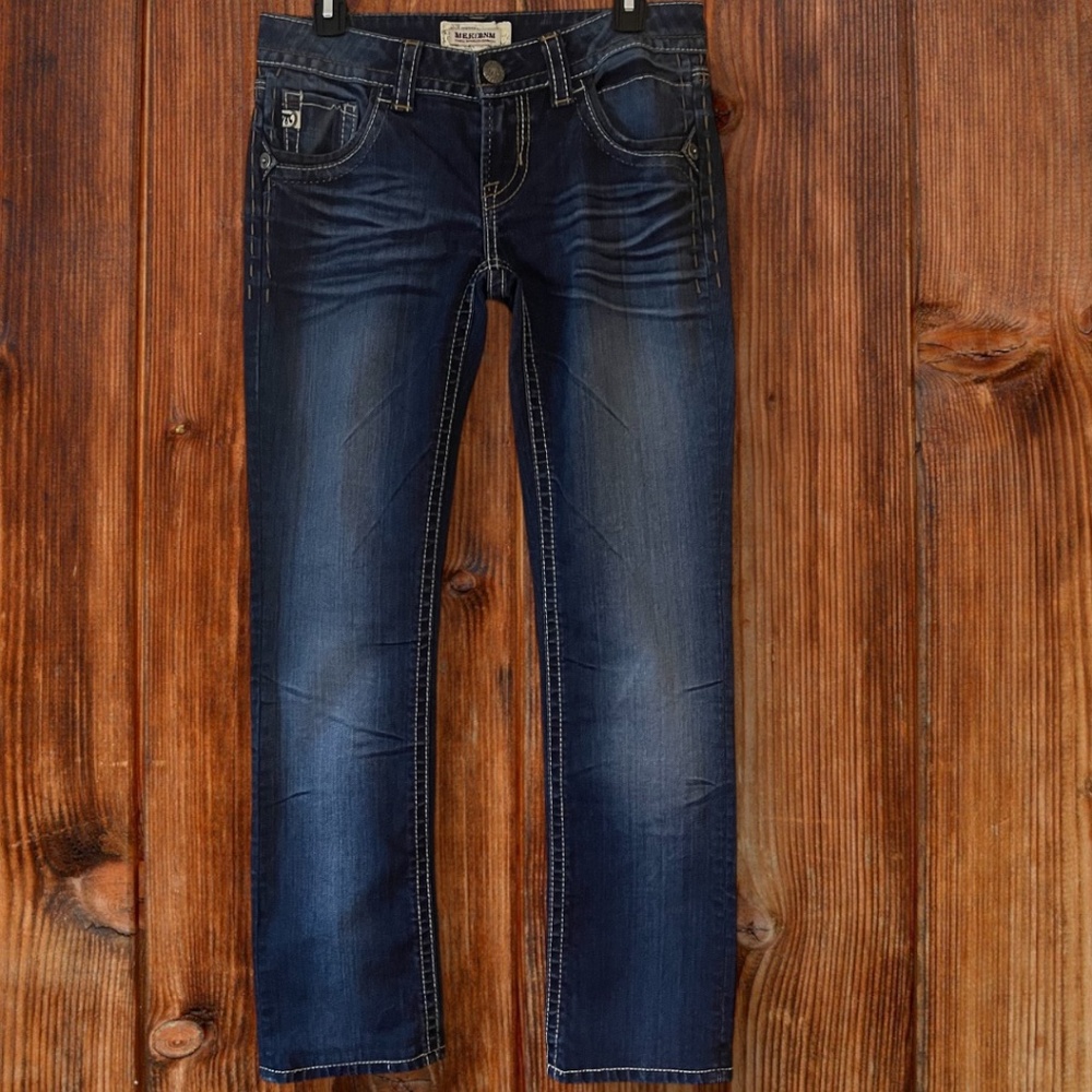 Women's MEK BNM USA Straight Leg Embroidered Accent Jeans. Size 27/30
